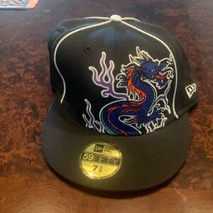 NWOT New Era baseball cap with Chinese dragon on the front!